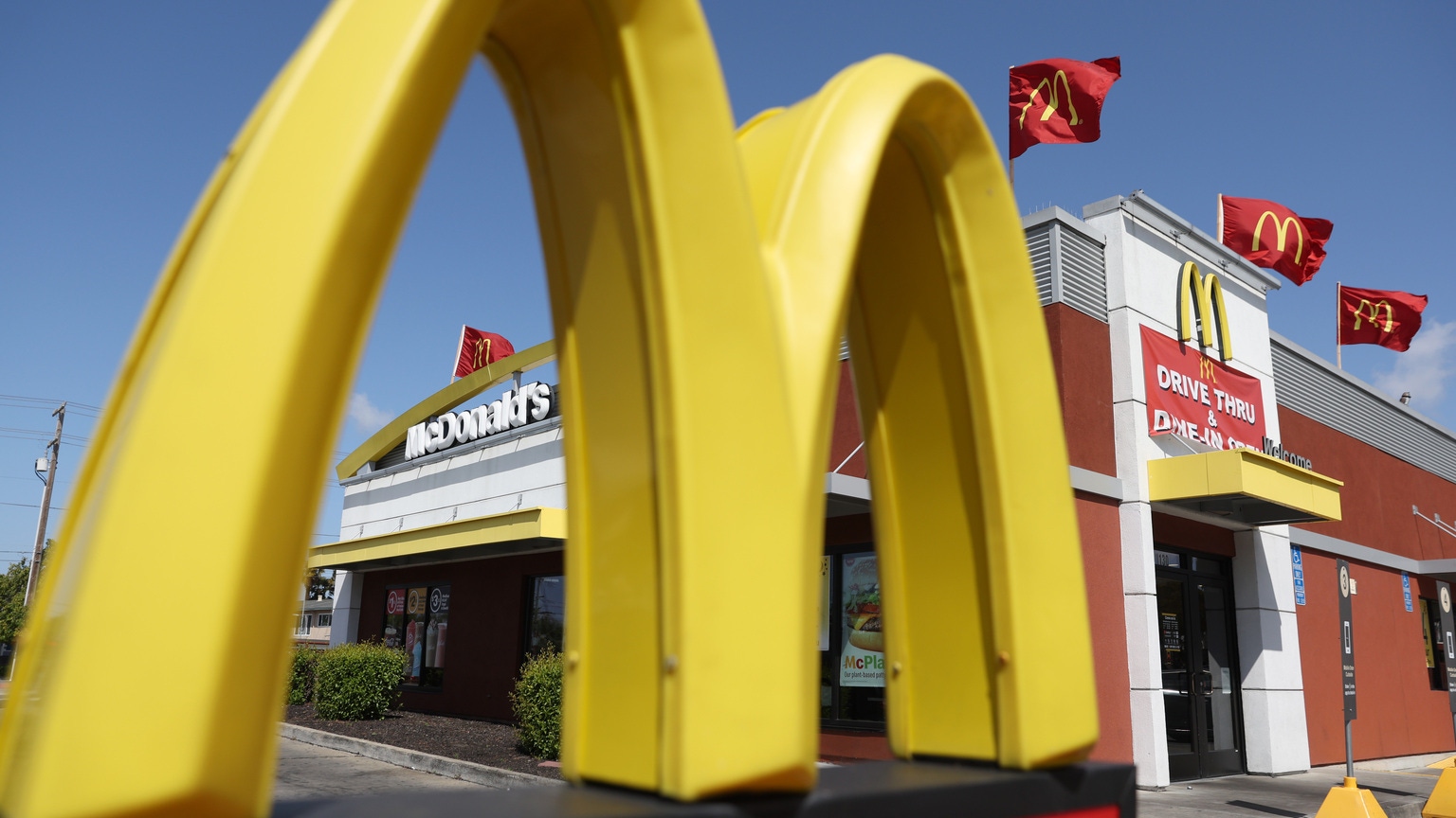 McDonald's Stock: Skip The Equity, Grab The Bonds (NYSE:MCD) | Seeking Alpha