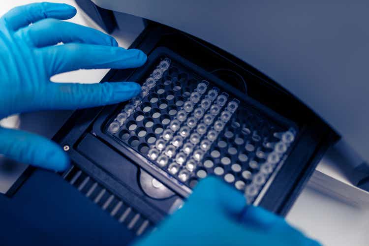 Real-time fluorescence quantitative PCR instrument