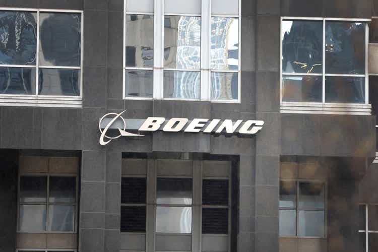 Boeing To Move Headquarters From Chicago To Virginia