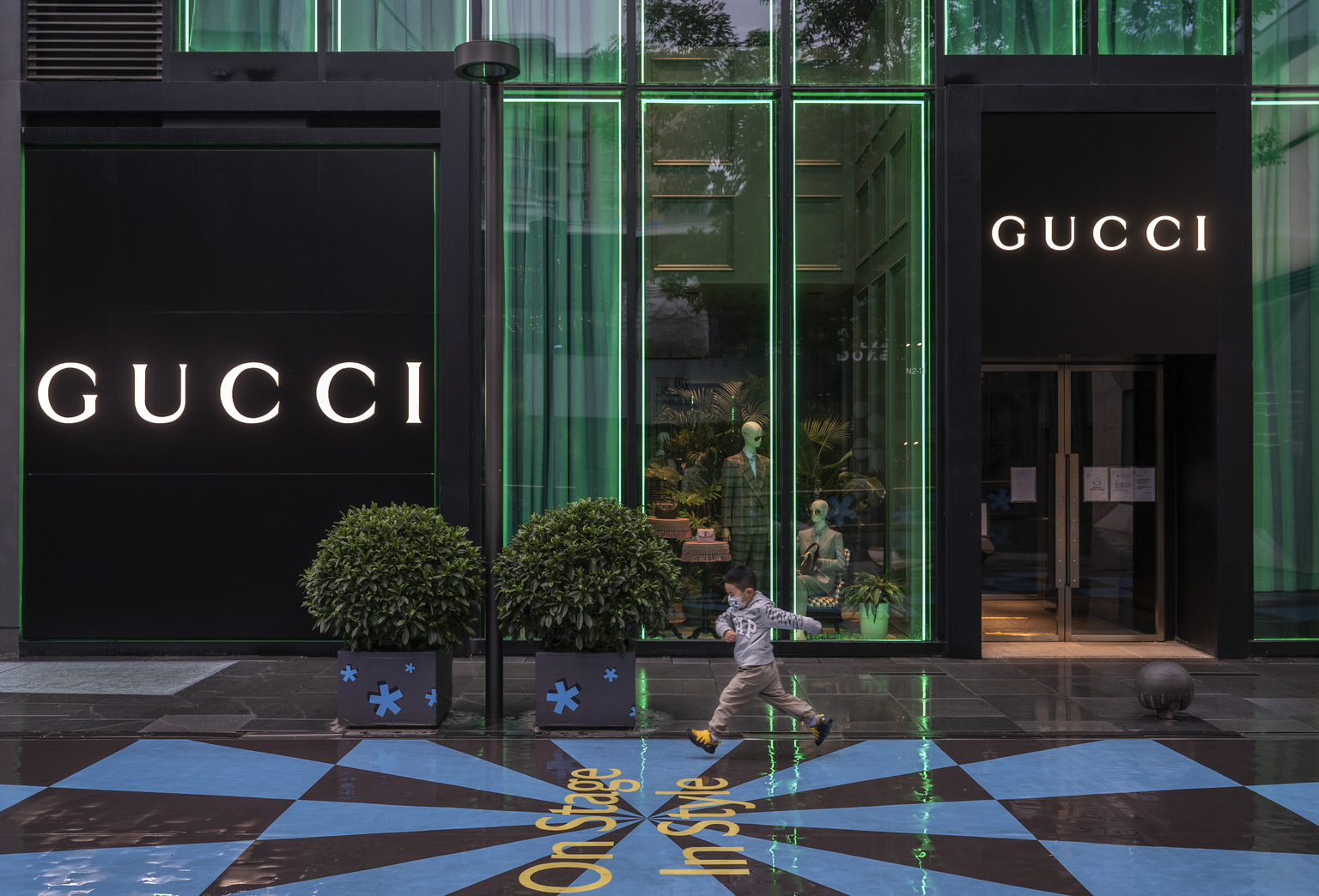 Kering: Market's Focus Is On Gucci And M&A (OTCMKTS:PPRUF