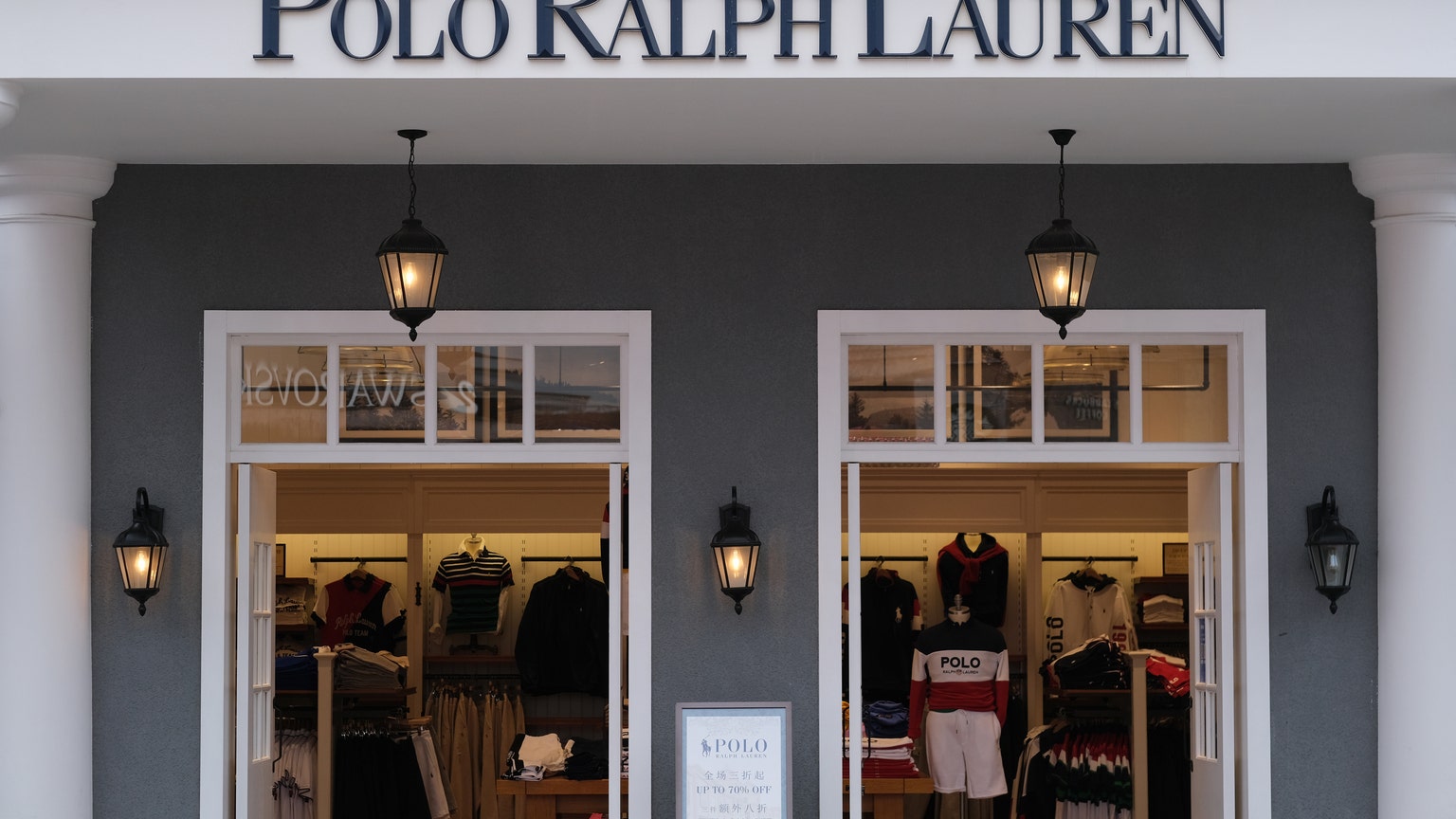 Ralph Lauren stock rises as pricing moves lift quarterly results (NYSE:RL)  | Seeking Alpha