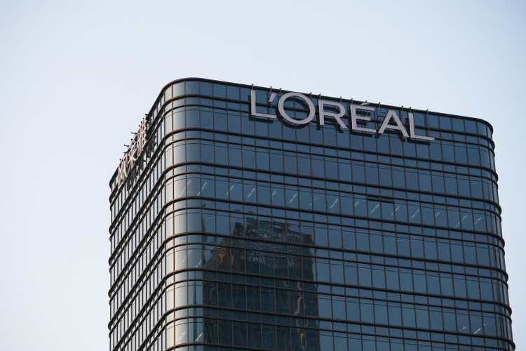L"Oreal company logo on office building