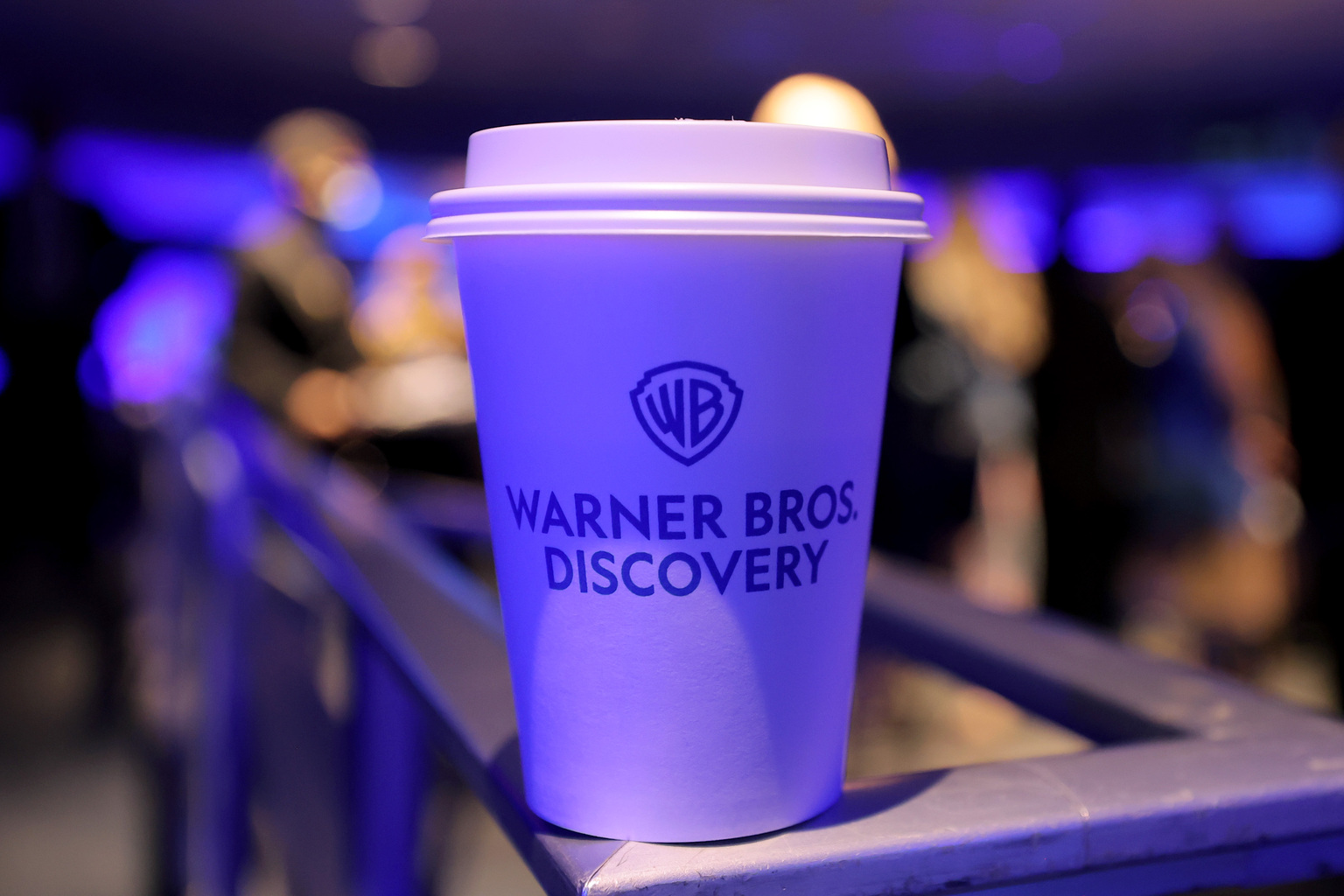 Warner Bros. Discovery: Best Way To Trade The Stock In This Market ...