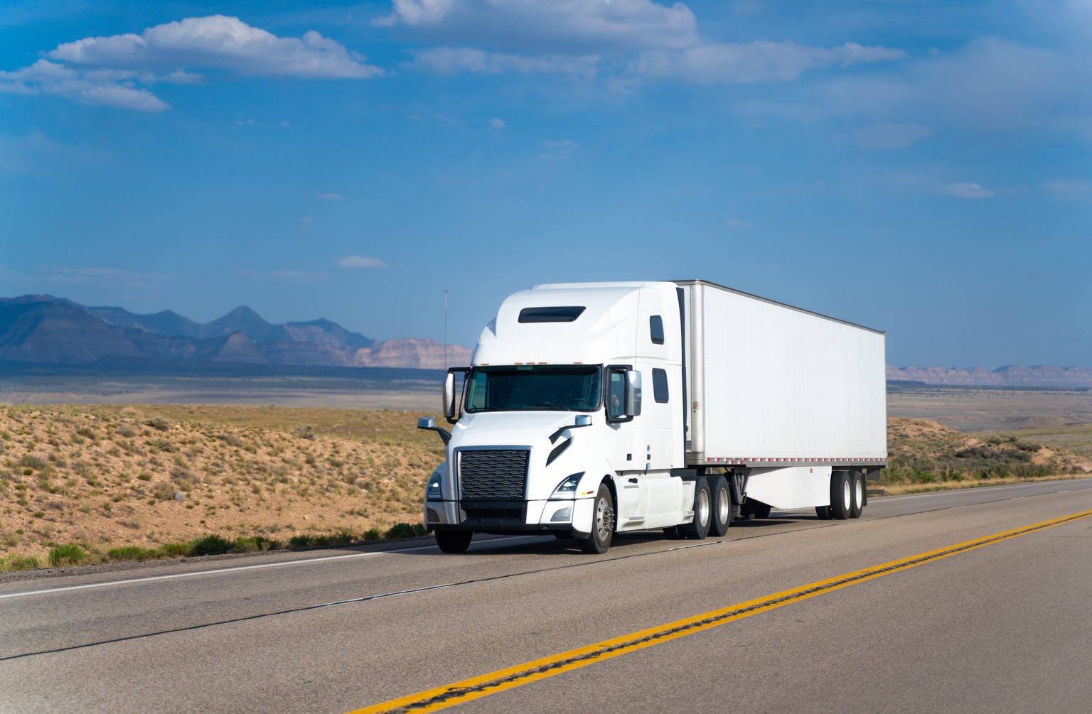 Marten Transport Is Not Seeing A Recovery Yet, But Its Stock Price Is Beyond 2021 Optimism