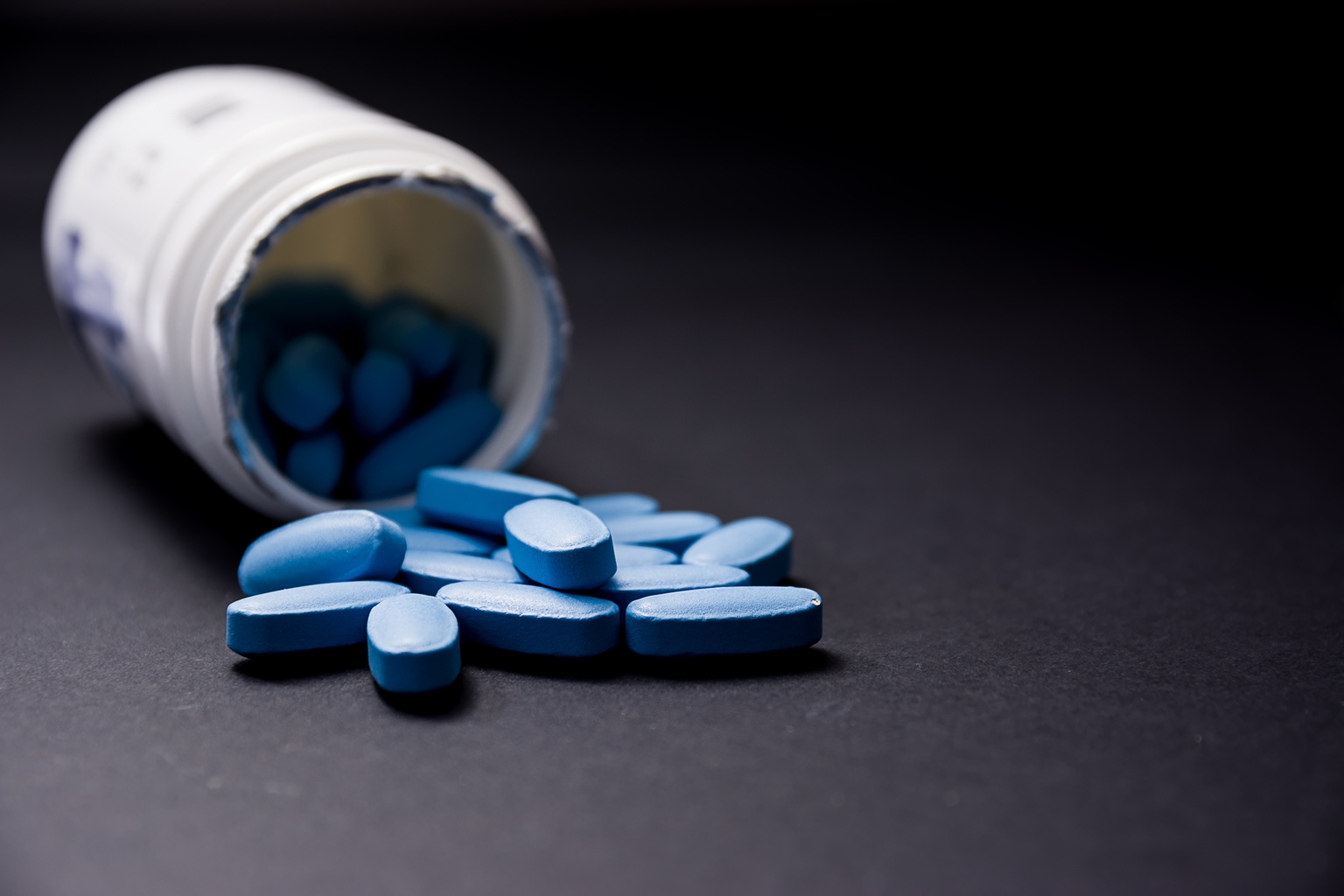 Pfizer: Attractive Valuation And Strong Pipeline Mitigate Patent Cliff Concern (NYSE:PFE) Pfizer: Attractive Valuation And Strong Pipeline Mitigate Patent Cliff Concern (NYSE:PFE)