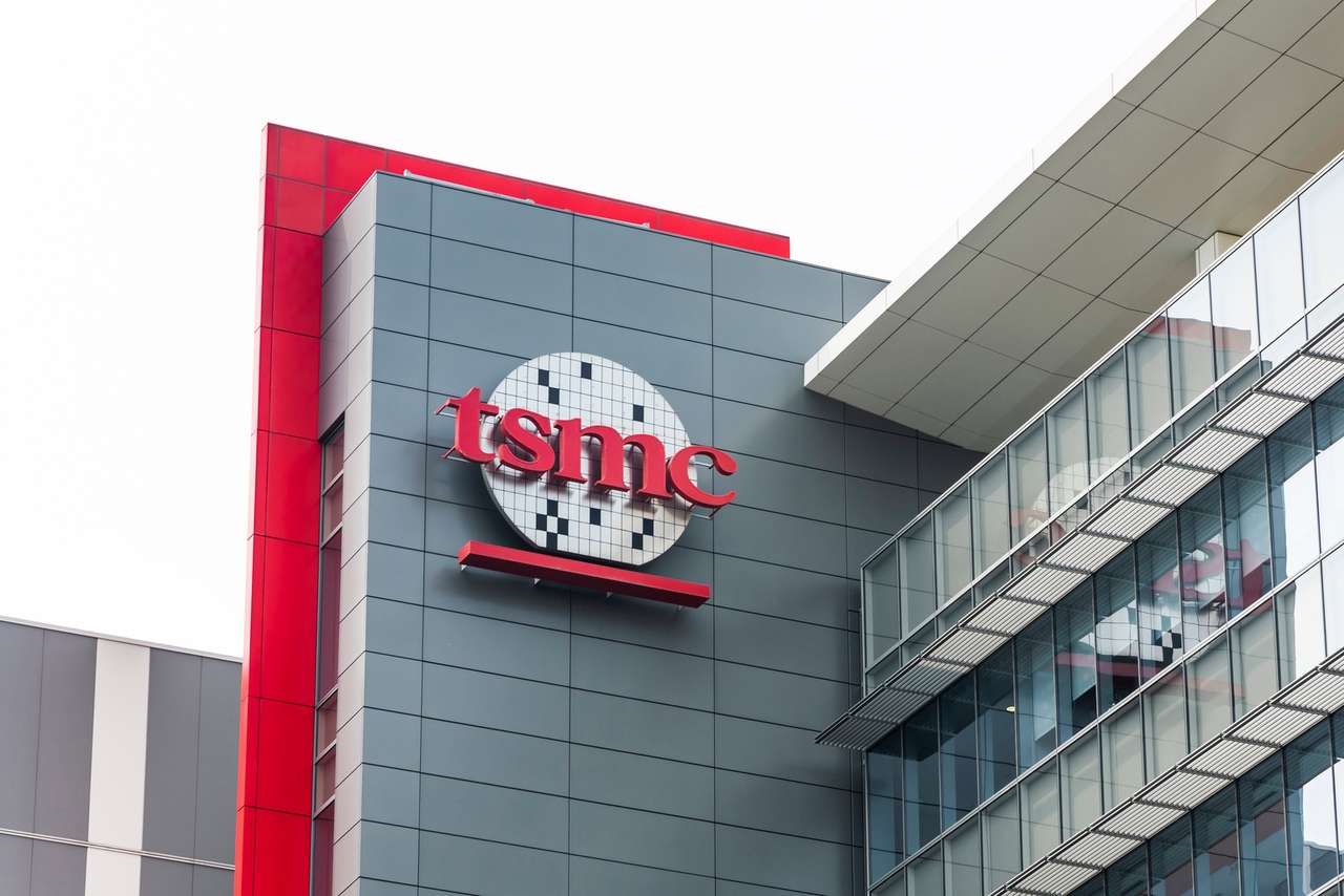 TSMC's 54.6% Revenue Surge Signals AI Chip Boom | Electronics Sellers Gain Supply Stability & Pricing Power Through 2025