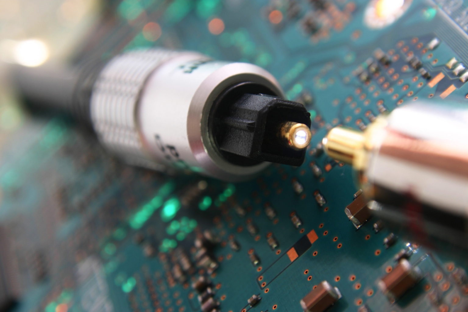 LAZR: The Right Supply Chain, The Wrong Top Two