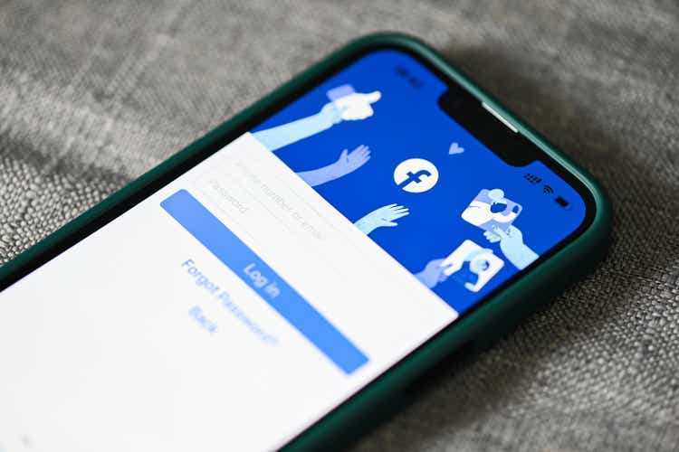 Meta mettra fin à l’onglet actualités sur Facebook au Royaume-Uni, en France et en Allemagne début décembre