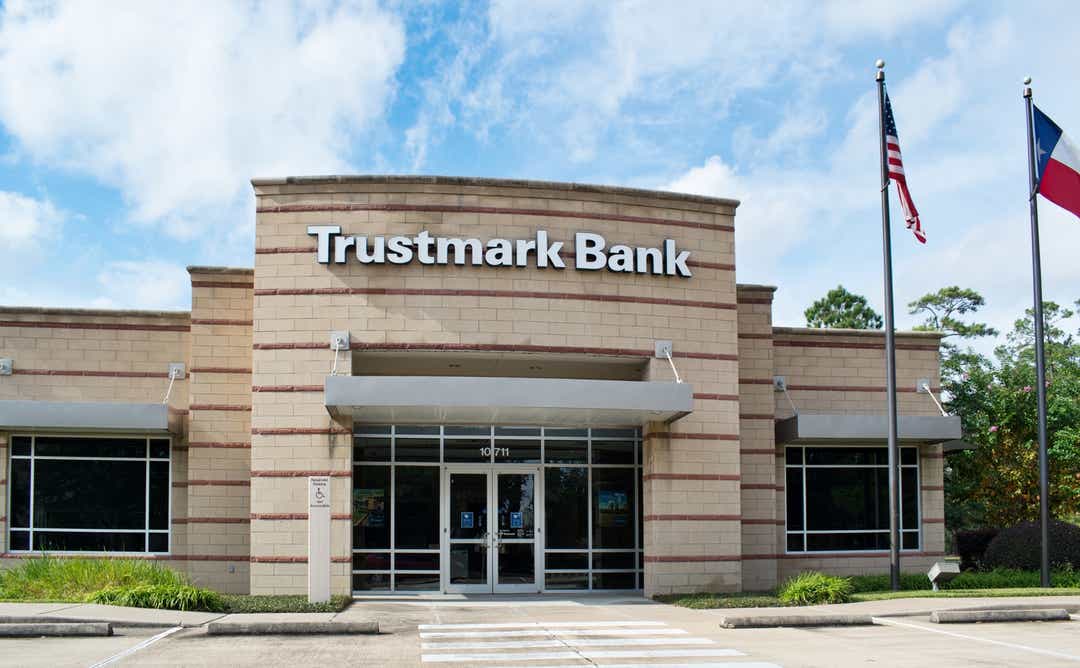 Trustmark Bank Sale Inevitable: High Costs, Low Returns (NASDAQ:TRMK ...