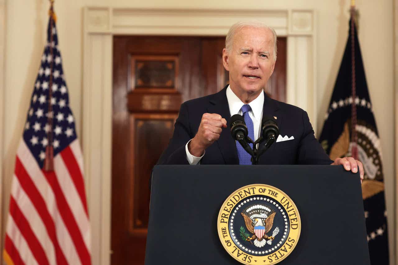 Biden and Yellen say U.S. economy is in state of transition, not ...