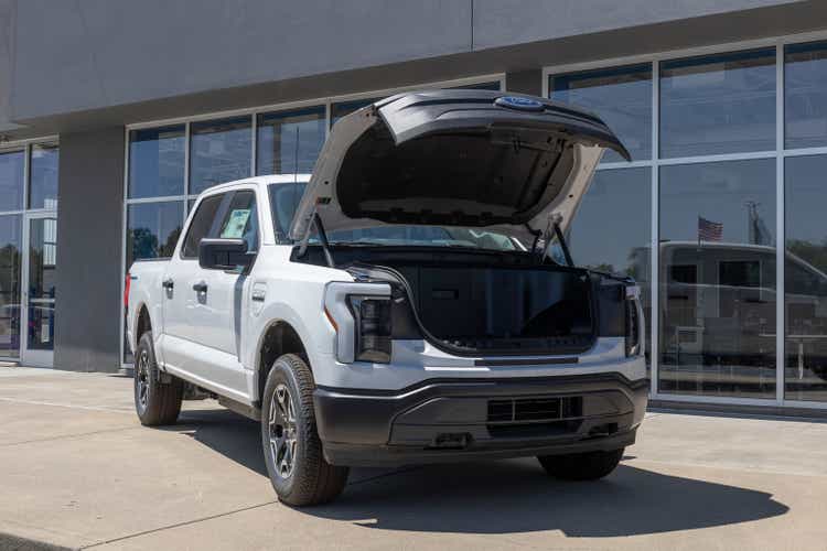 2023 Ford F-150® Lightning® Pro Electric Truck