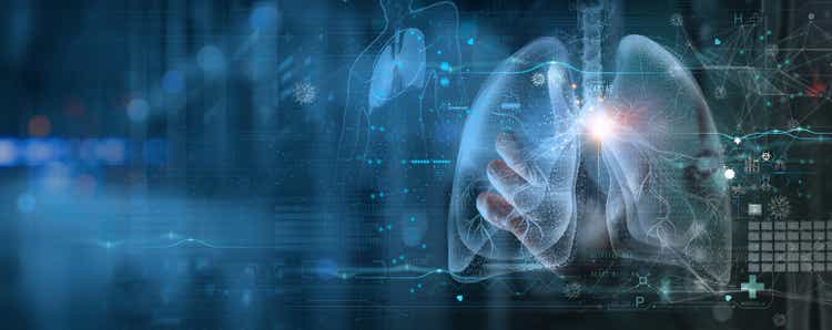 Radiology Doctor working diagnose treatment virtual Human Lungs and long Covid 19 on modern interface screen.Healthcare and medicine,Innovation and Medical technology Concept.