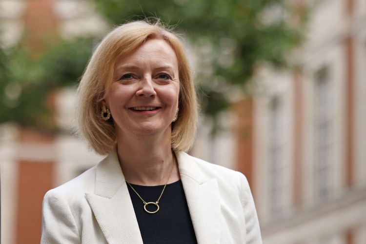 UK’s FTSE avoids loss as Truss to become prime minster; crude oil off highs (NYSEARCA:VGK) UK’s FTSE avoids loss as Truss to become prime minster; crude oil off highs (NYSEARCA:VGK)