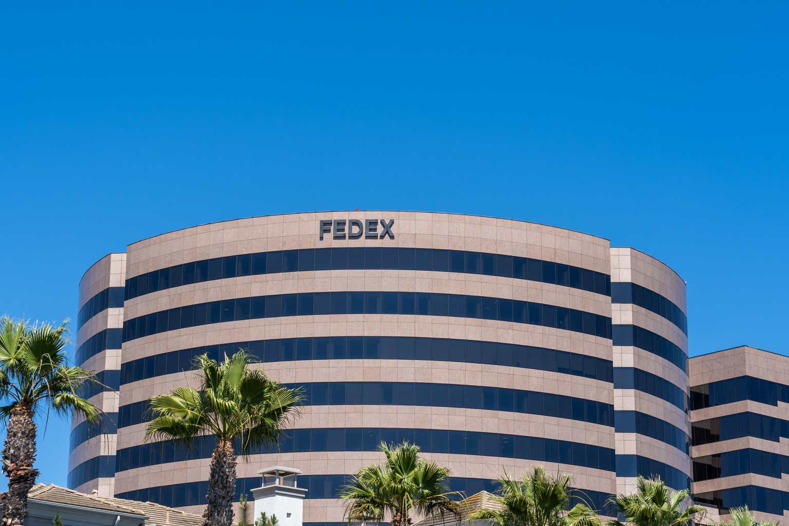 Global Net Lease At Risk Of A Dividend Cut (NYSEGNL) Seeking Alpha
