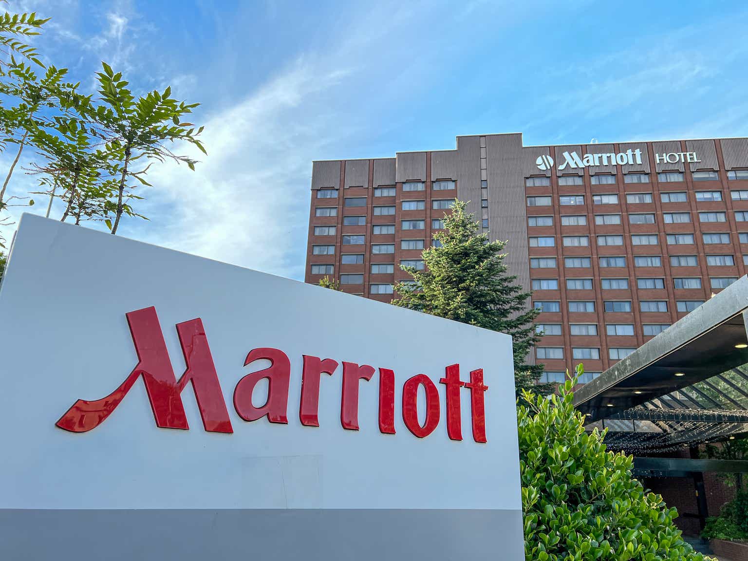 Marriott International: Continued China Expansion Provides Growth Opportunity (NASDAQ:MAR)