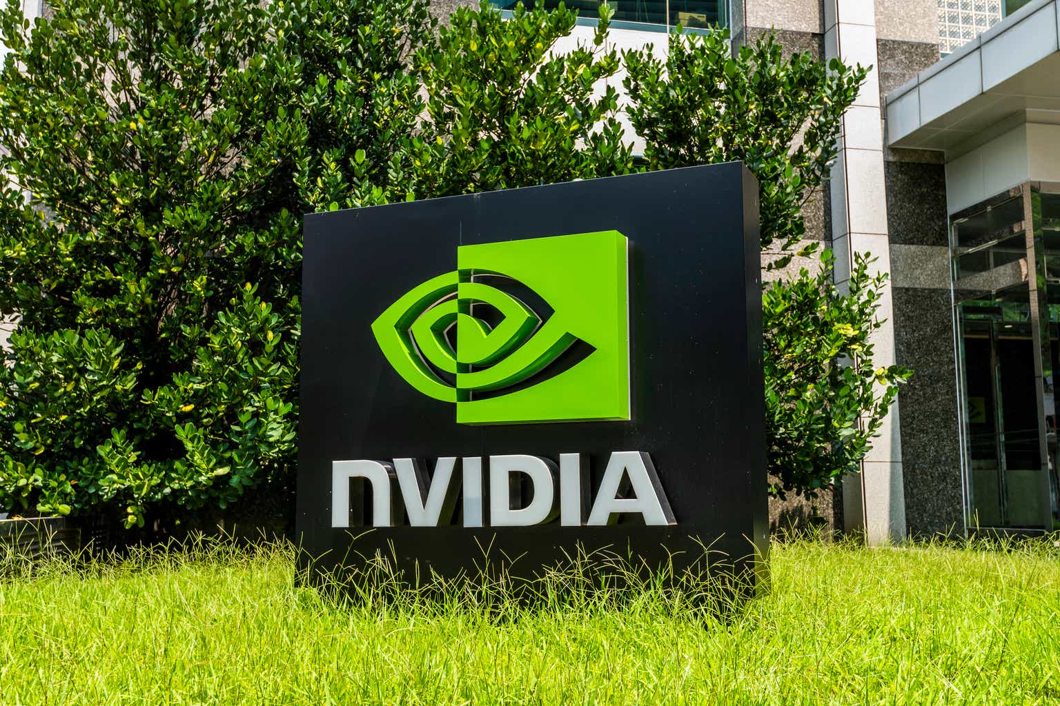 Lunch on Wall Street: Nvidia knocks, but no cigar