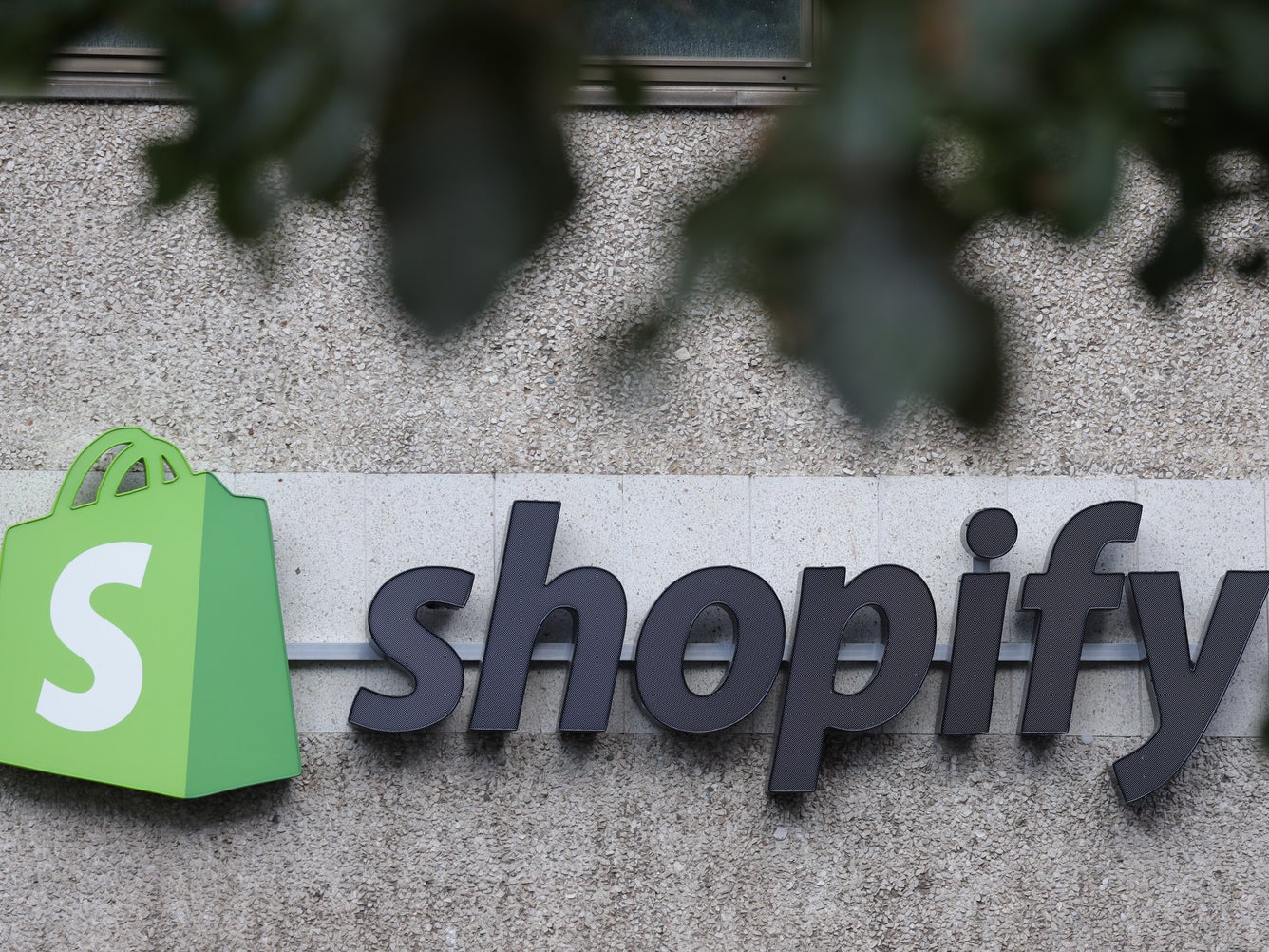 Shopify: Same Moat, New Verticals, Almost A Buy (NYSE:SHOP)