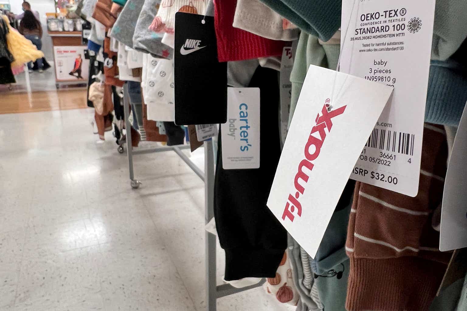 TJX Companies: The Reasons Our View Remains Neutral (NYSE:TJX)