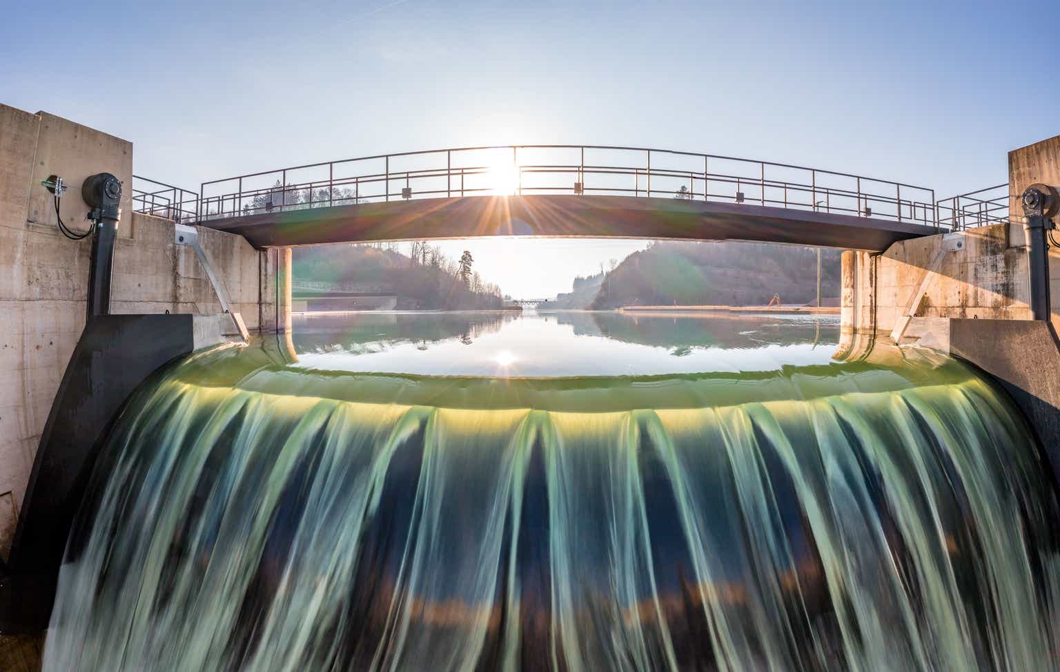 Growth And Yield? Get Them Both With Brookfield Renewable Corporation