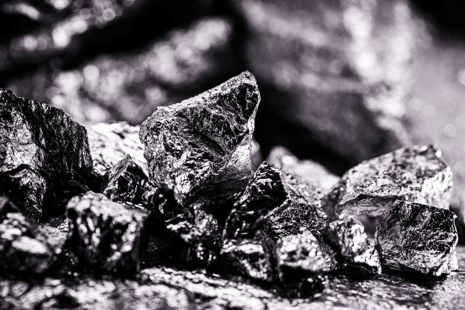 Sibanye Stillwater: Weakness Ahead Offers Opportunity (NYSE:SBSW)
