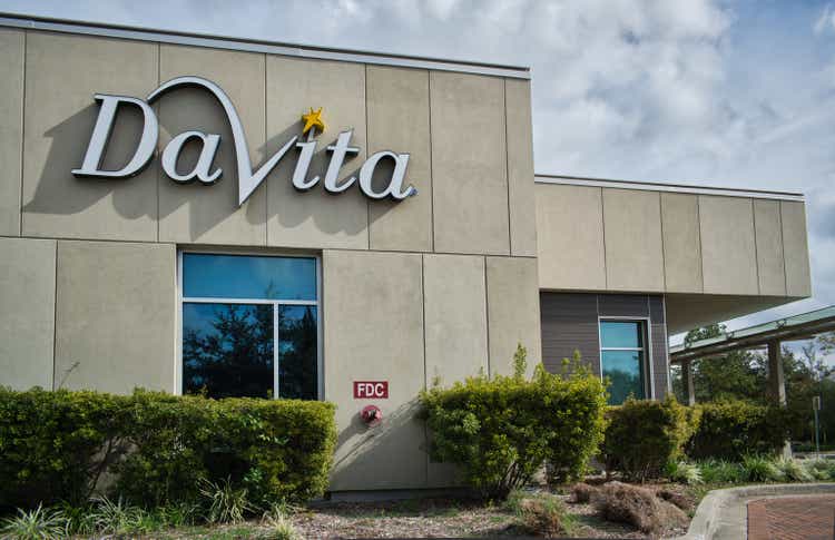 DaVita building exterior in Houston, TX.