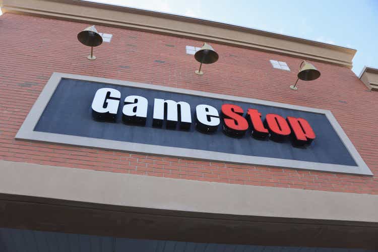 Wall Street Breakfast Podcast: Gamestop Slides, Shakeup 