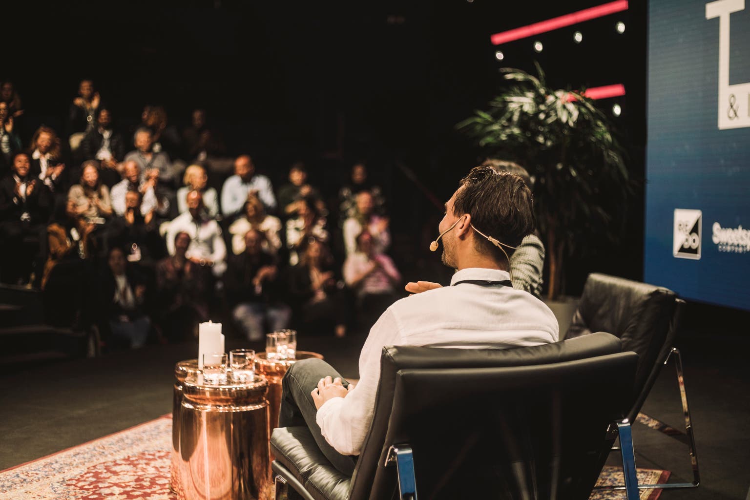HubSpot Stock: Unpacking AI And Growth Strategies At Analyst Day (NYSE:HUBS)