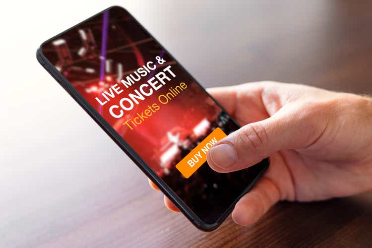 People buy concert tickets online via mobile phones