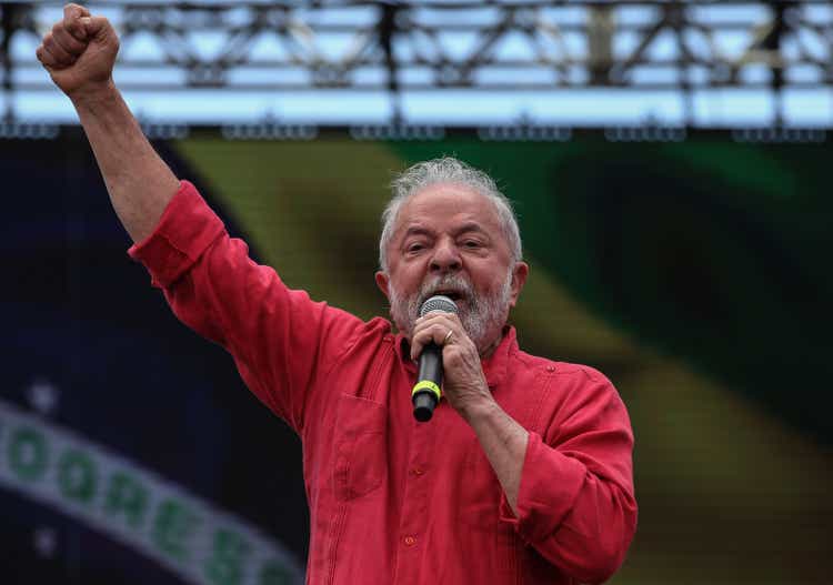 Lula Holds Campaign Rally in Grajau As Elections Get Closer