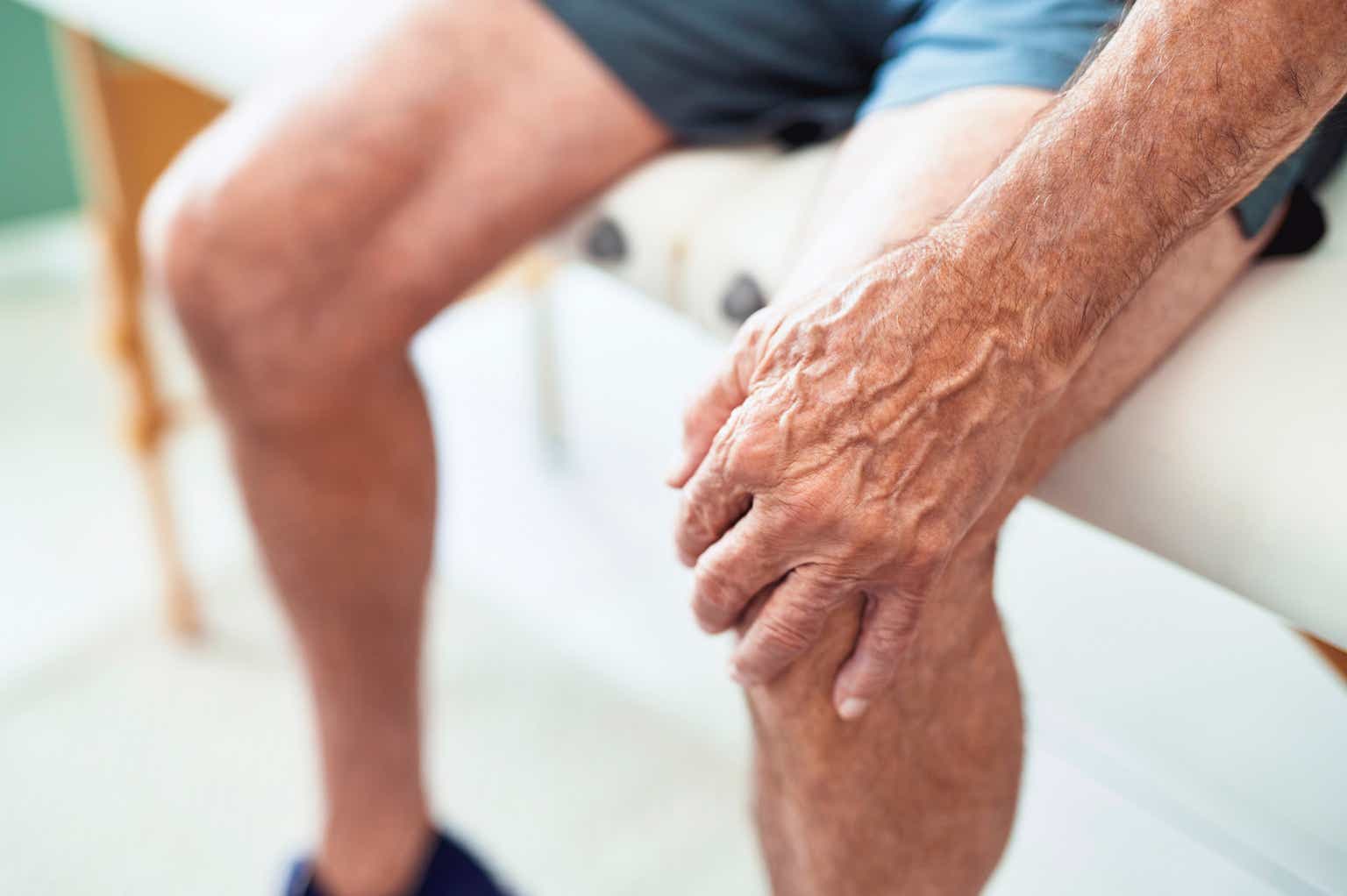Vericel Stock: A Knee-Jerk 'Hold' Worth Its Salt (NASDAQ:VCEL)