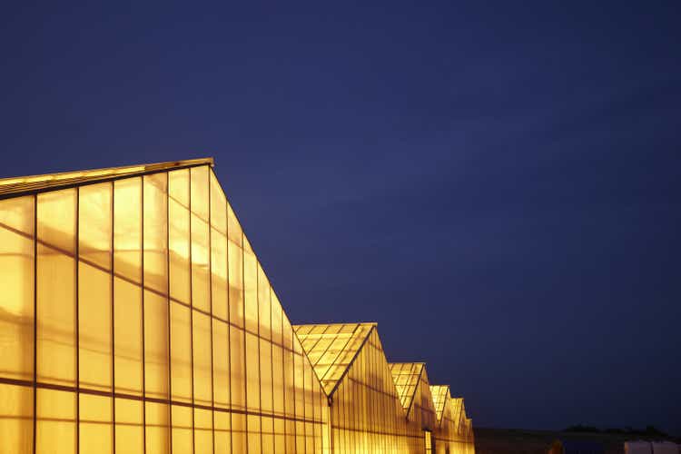 Energy management in greenhouses
