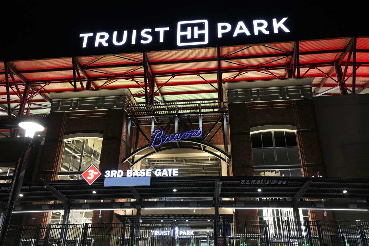 Sources: Braves' Naming-Rights Deal With SunTrust Worth More Than