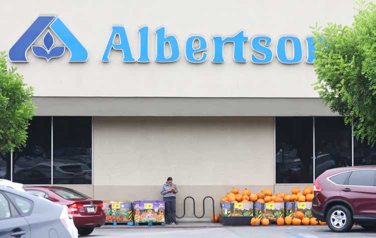 Top Grocery Retailer Kroger To Acquire Rival Albertsons For $24.6 Billion