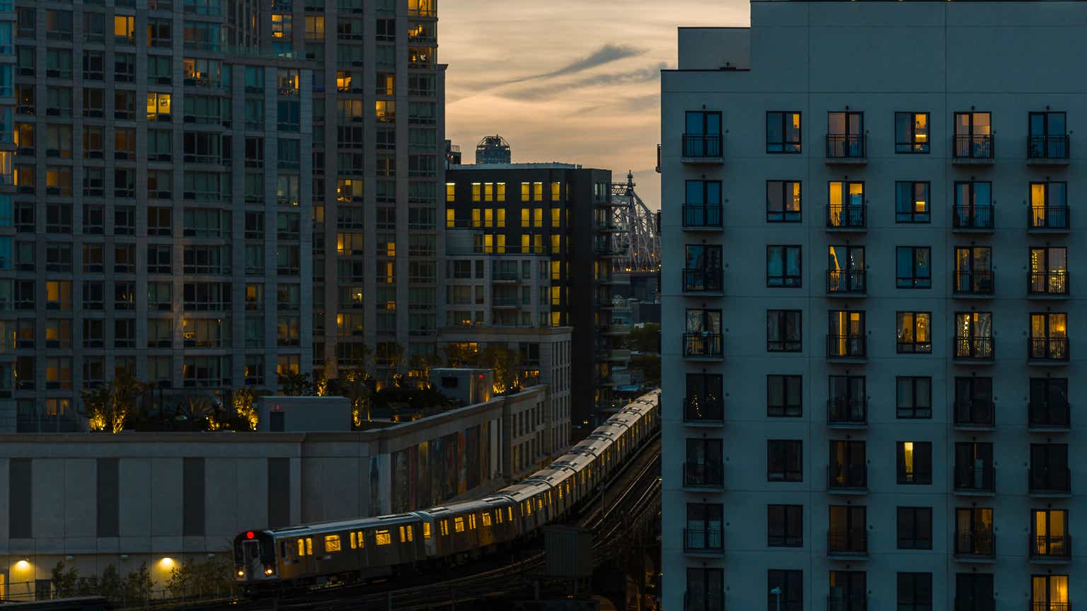 MidAmerica Apartment Market Level Returns With Higher Dividend (NYSE