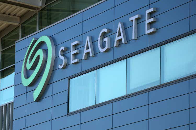 Seagate Hard Drive Maker Announces Cut 3,000 Jobs