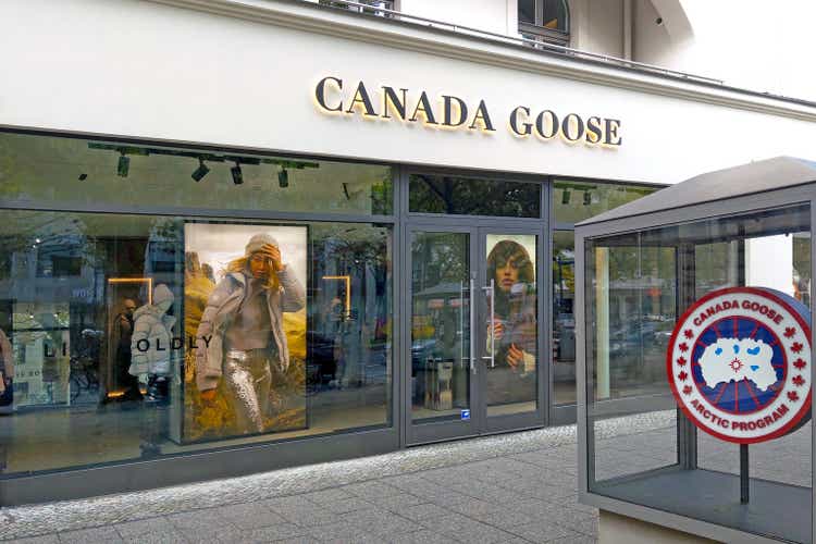 Canada Goose, or Outfitters Goose, is the world leader in warm clothing.