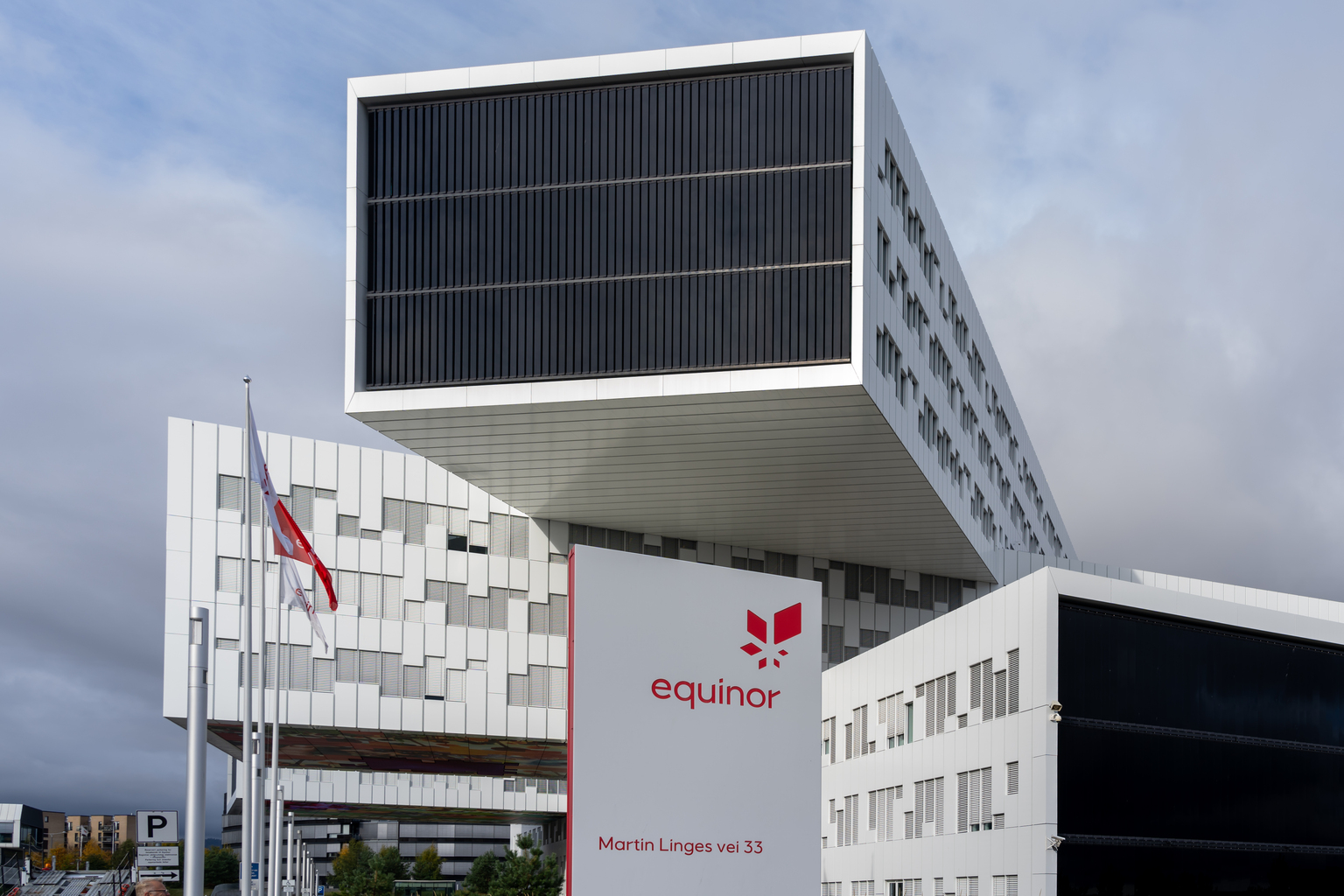 Equinor: Market Dislikes Growth-Lacking Energy Transition, But ...