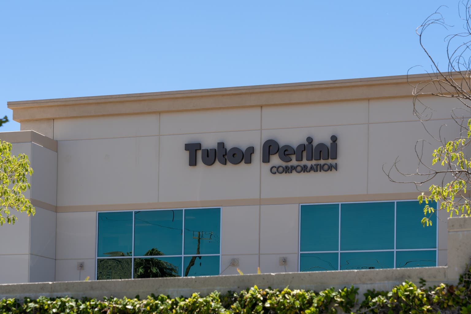 How Tutor Perini Turned A Profit In Q1 2025