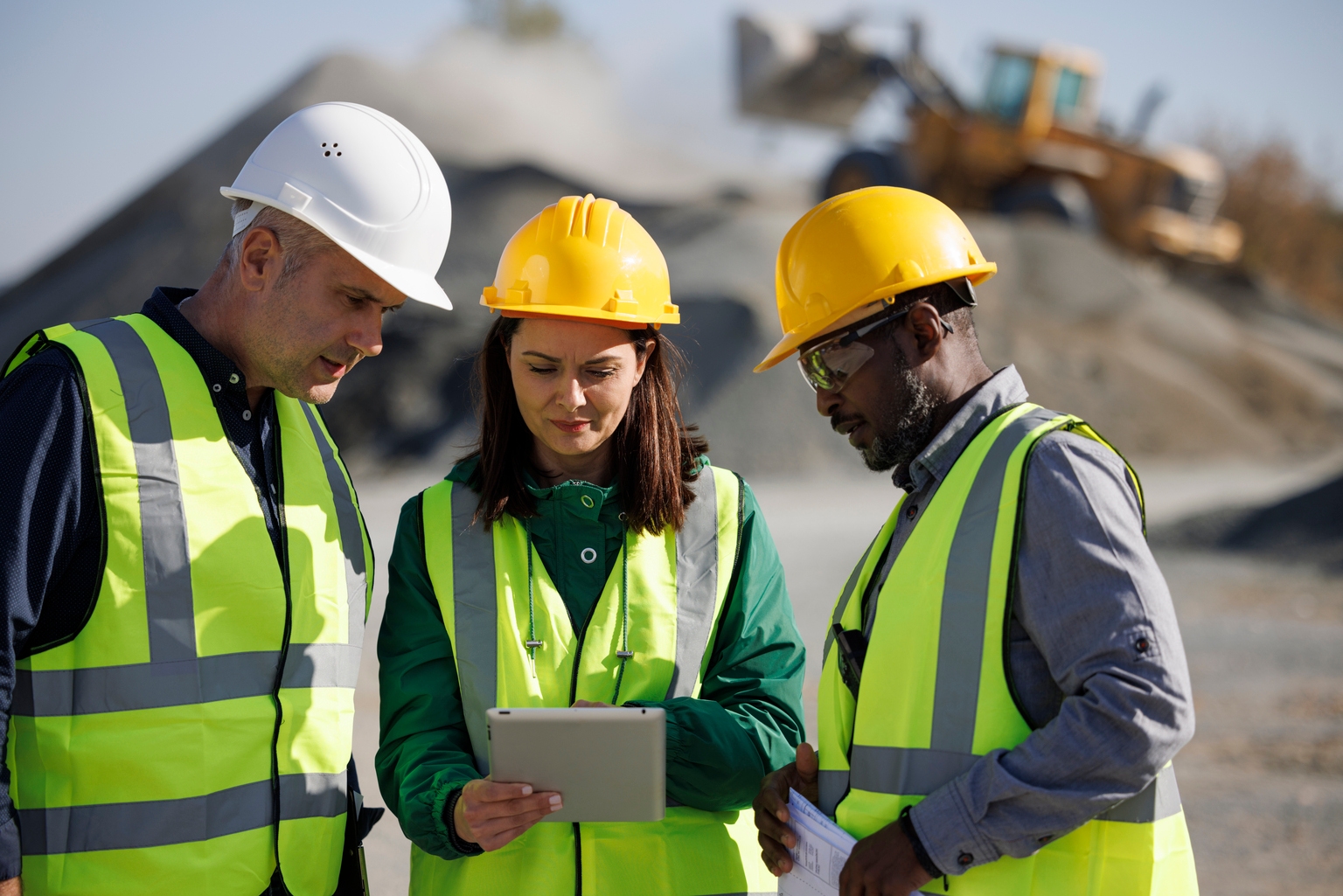Fluor Inventory: Elevated Exercise Factors To A Rising Share Value (NYSE:FLR)