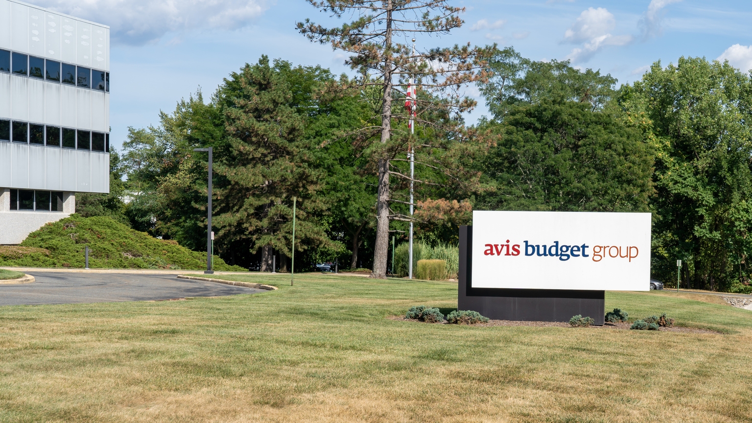 Avis Budget Group: Fundamental Risk For Overvalued Price (NASDAQ:CAR) |  Seeking Alpha