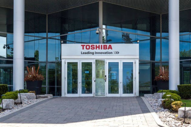 Toshiba $400M HDD Expansion Signals Cloud Cost Relief for E-Commerce Sellers by 2027