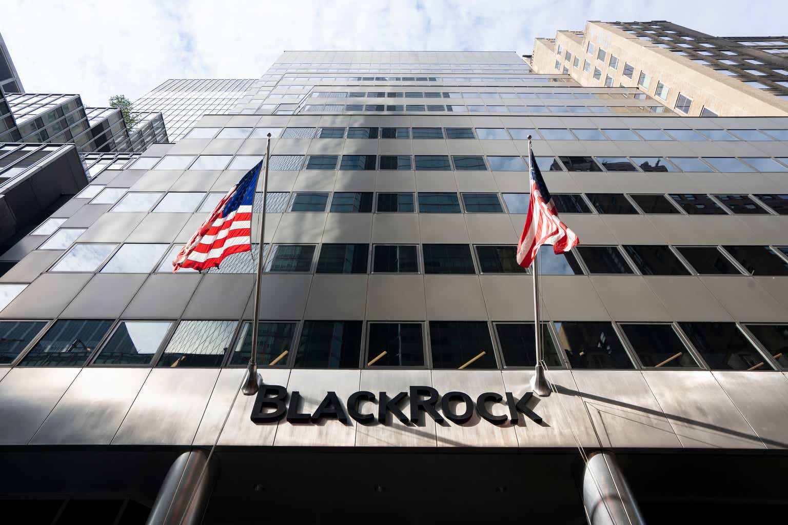 How to Play BlackRock Auction Offers: Start by buying BOE