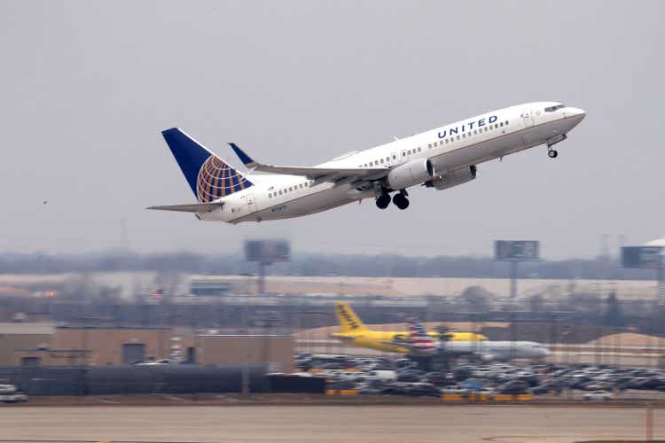 United Airlines Completes Largest-Ever U.S. Airline Order For Widebody Jets