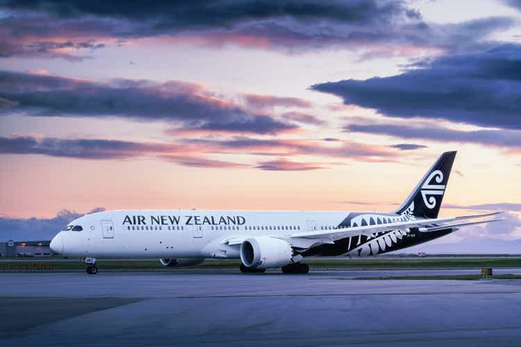 Air New Zealand Boeing 787 taxiing for departure at Vancouver International Airport