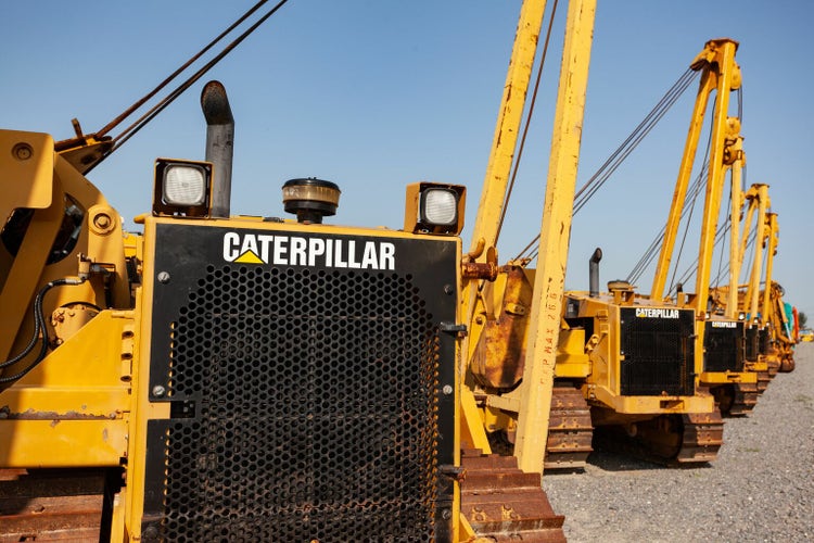 Caterpillar workers prepare to strike once contract expires (NYSECAT) Seeking Alpha