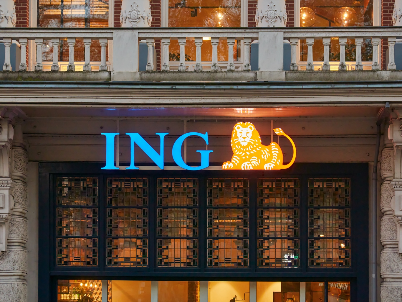 ING Groep: A European Dividend Standout, Buying Back Stock (NYSE:ING) |  Seeking Alpha