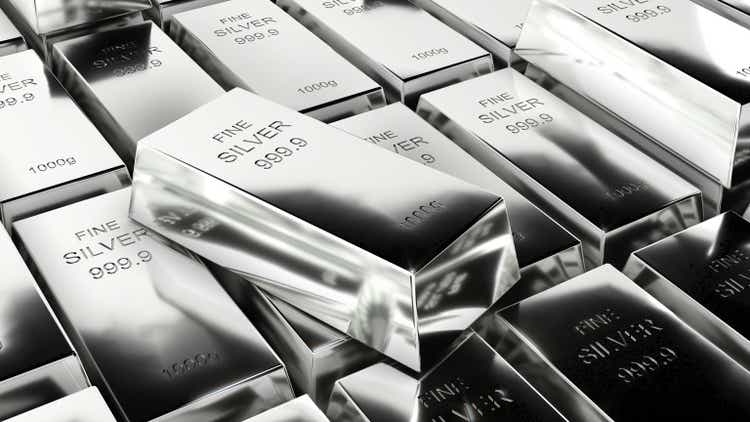 Silver bars 1000 grams of pure silver, business investment and wealth concept.wealth of silver, 3D rendering