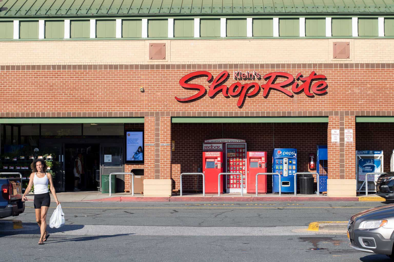 Shoprite Store Front Store Sign - Image Editorial Image - Image of