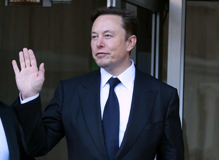 The trial of Elon Musk's shareholders continues in San Francisco