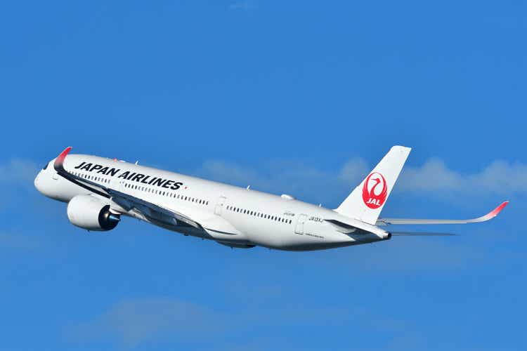 Japan Airlines (JAL) Airbus A350-900 (JA13XJ) passenger plane.